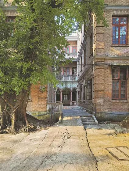 已移除此图像。由于安全原因,仅允许来自本地域的图像。 已移除图像。